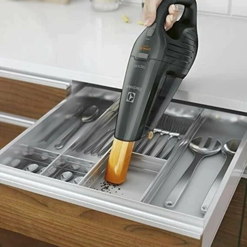 Ручной пылесос Electrolux ZB6214IGM - 1