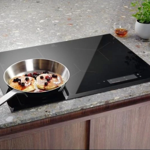 Варочная панель Electrolux EIS7548 - 10