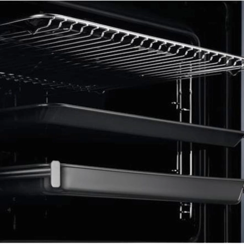 Духовой шкаф Electrolux EZC2430EOX - 3