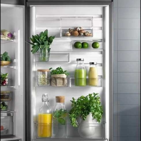 Холодильник Electrolux LNC7ME32W2 - 11