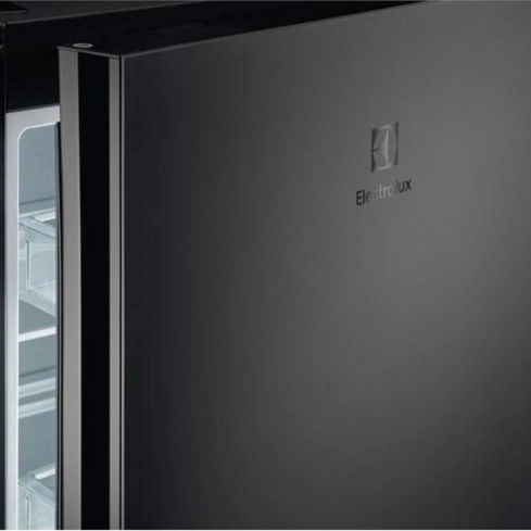 Холодильник Electrolux LNT7ME32M1 - 3