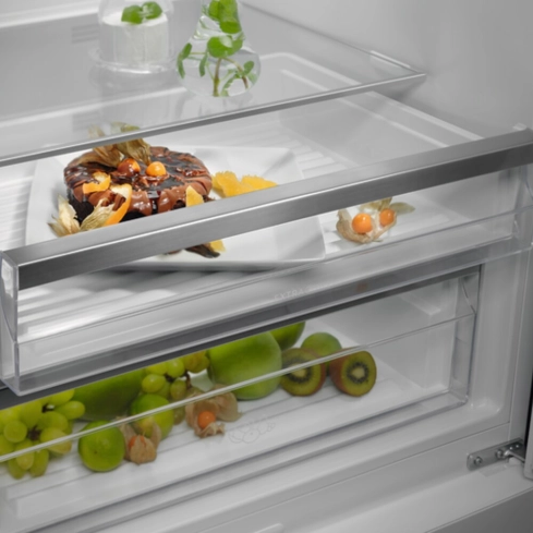 Холодильник Electrolux RNT7MF46X2 - 4