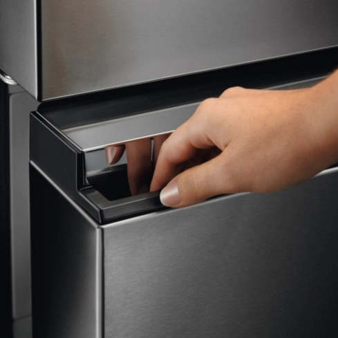 Холодильник Electrolux LLI9VF54X0 - 14