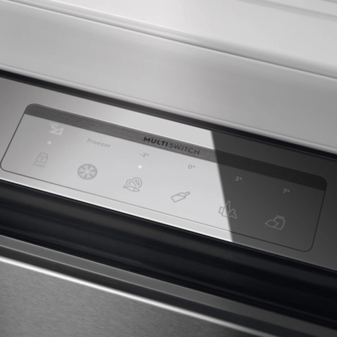 Холодильник Electrolux LLI9VF54X0 - 18