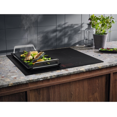 Варочная панель Electrolux EIS62453IZ - 5